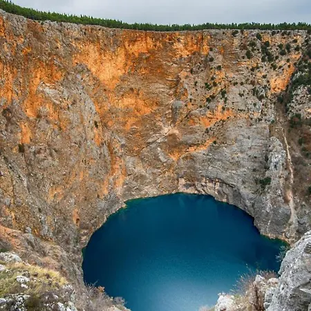 Klarita - Makarska By Guide * Drum