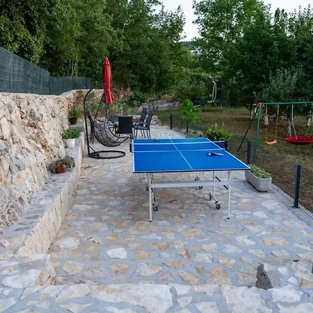 Klarita - Makarska By Guide * Drum