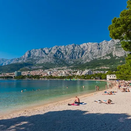 Klarita - Makarska By Guide